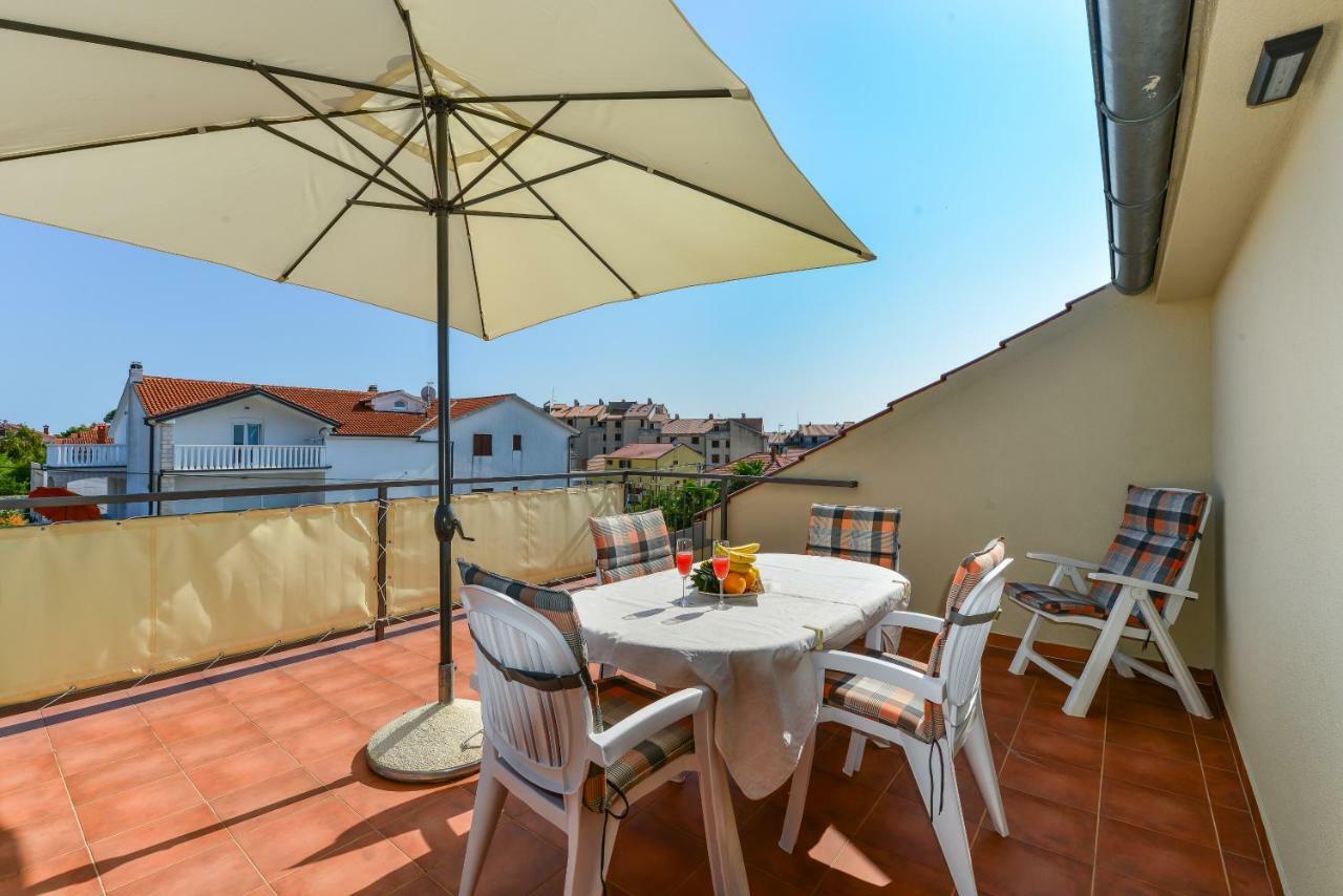 Apartment Lily ซาดาร์ ภายนอก รูปภาพ